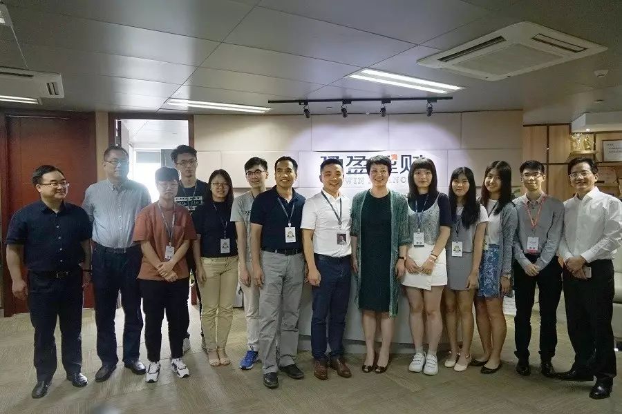 大学生理财国外_理财国外大学生可以做吗_国外理财教育